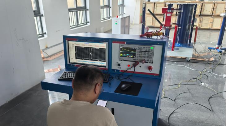 沖擊電壓發生器